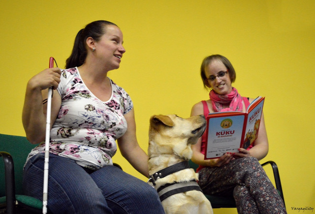 Beszélgető emberek